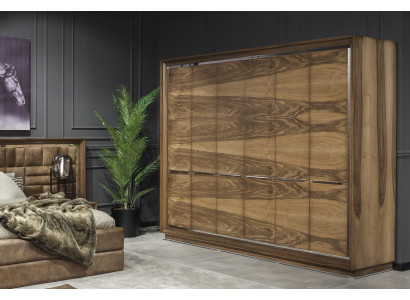 Elegant bedroom furniture in 6 pieces.