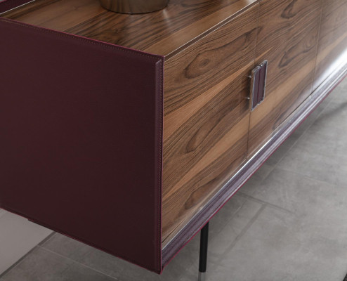 Mobile luxury table