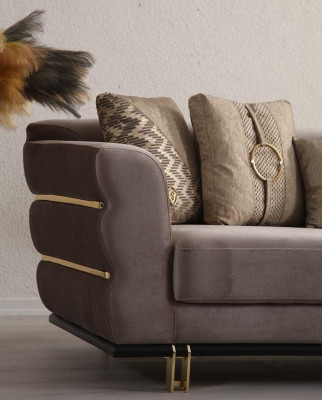 Padded three-seater sofa 230 cm