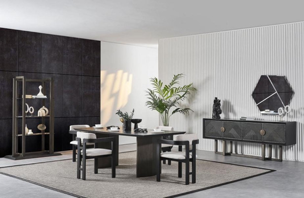 Elegant wooden dining table with 4 chairs and console