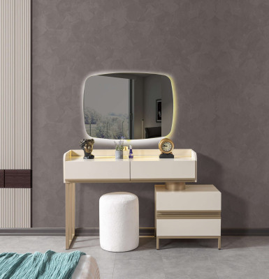 Modern mirror table