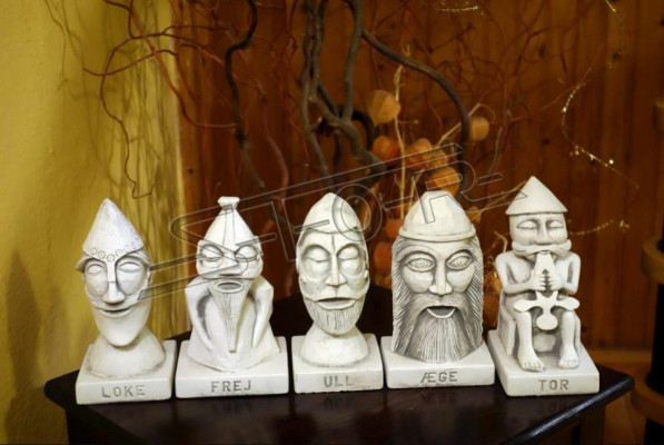 Loke Designer Figurine Statue Statues Figures Sculpture Sculptures