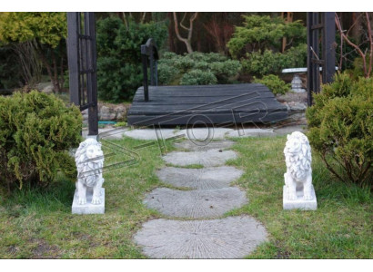Lion garden figure patio garden sculpture figures sculptures decor statues