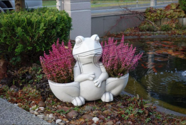 Design Flower Pot Top Plant Container Vessel Pots Figure Face Sculpture