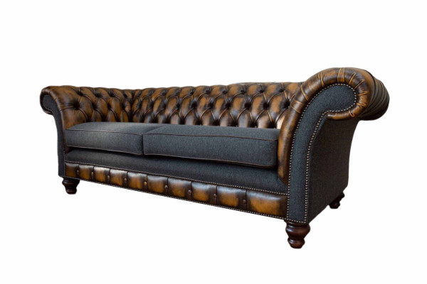 Three-seater luxury 3-seater sofa upholstered classic seating living room furniture