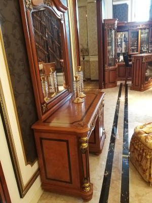 Luxury Class Baroque Rococo Dressing Table with Mirror Dresser Decorative Consoles
