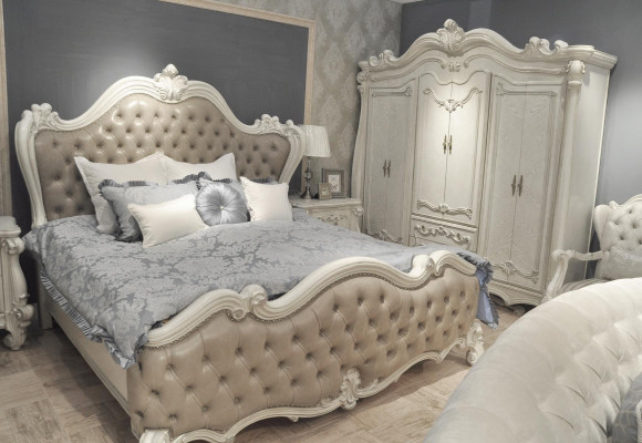 Luxury Classic Bedroom 4pcs. Bed Nightstands Wardrobe