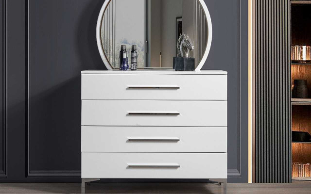 Stylish Bedroom Set Gray Double Bed Wood Nightstands 5-piece