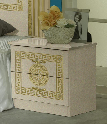 Design Bedroom 3-piece Set Bed Nightstand Classic Luxury Bed Set Furniture