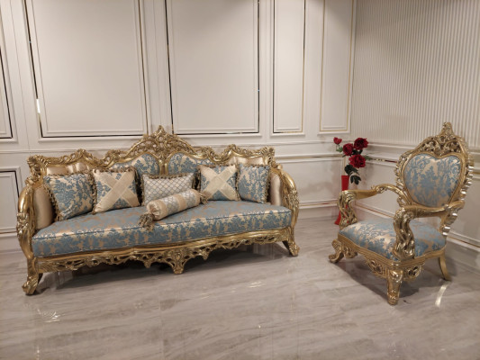Classic three-seater baroque couch French furniture design 3-seater