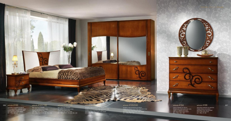 Luxury 3-piece set. Bedroom bed bedside tables double wooden bed frame new