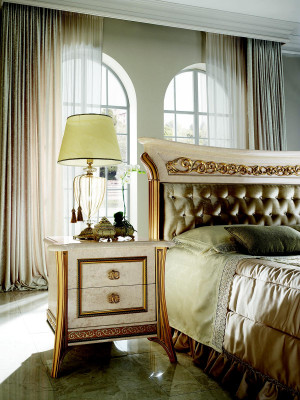 Bed + nightstand royal bedroom upholstered bed baroque rococo designer