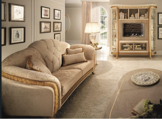 Three-seater couch upholstery design sofa classic seating sofas room furniture 3-seater new.