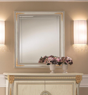 Mirror, wall mirror, hallway mirror, bathroom, hallway, wood, decoration, wall, little mirror, furniture.