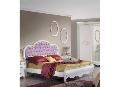 Bed padding design luxurious double Chesterfield hotel beds wooden furniture bed
