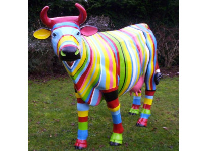 Designer Abstract Modern Figure Statues Cow Plastic Decor Garden Sculptures