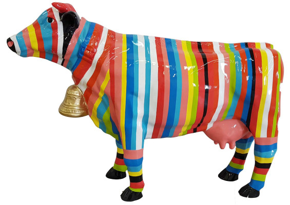 Designer Abstract Modern Figure of a Cow made of Plastic Decorative Garden Sculptures