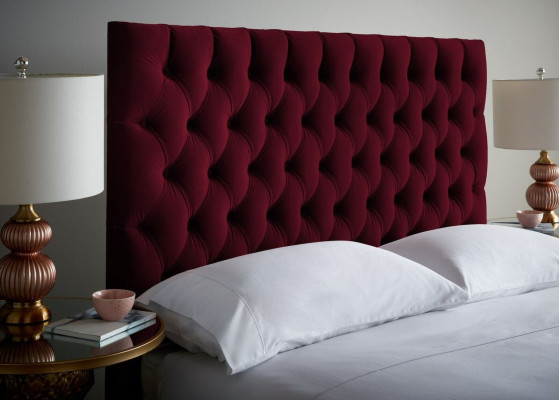 Red Chesterfield Bed Upholstered Bed Double Bed Big XXL Designer Luxury Bed