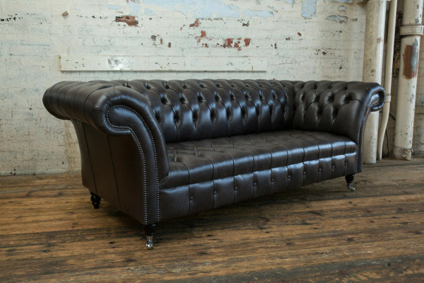 Black Modern Chesterfield Three-Seater Luxury 3-Person Couch