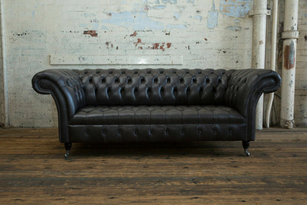 Black Modern Chesterfield Three-Seater Luxury 3-Person Couch