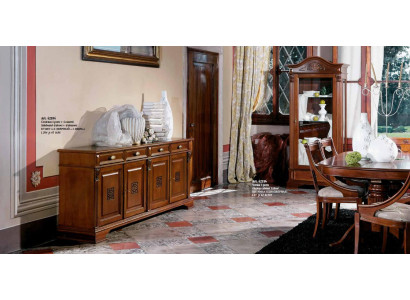 Luxurious sideboard with 4 doors and 4 drawers in brown color