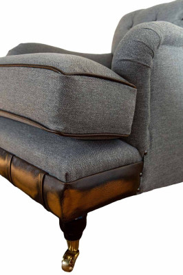 Armchair Wingback Chair Upholstered Luxury Living Room Classic Chesterfield