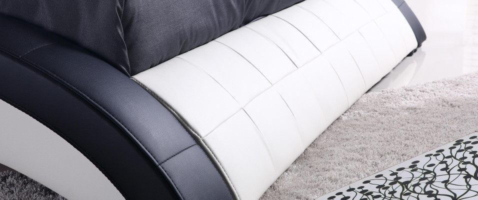 Double hotel beds, matrimonial bedroom, textile bed, cushion design, luxury