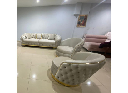 Designer living room set consists of 3-seater sofa and 2x armchairs, 3-piece set.