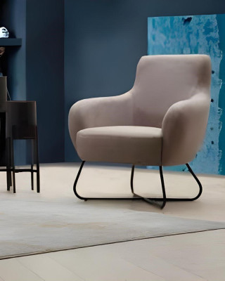 Stylish White Single-Seater Living Room Monochrome Armchair Luxury Furniture