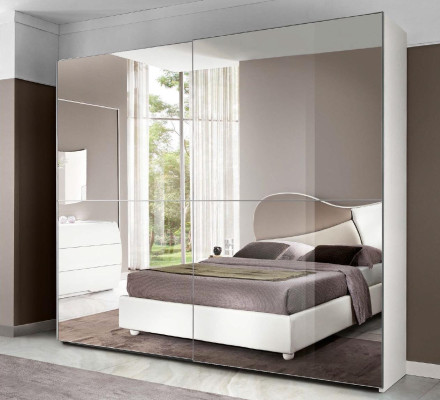 Bedroom set 6-piece: bed, nightstand, dresser, mirror, wardrobe.