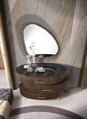 Luxury 5-piece set. Bedroom bed, nightstand, dresser, mirror set, double new