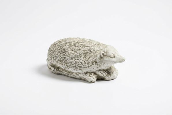 Garden decoration hedgehog terrace stone figures figurine decor statue