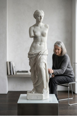 Woman 74cm Sculpture Design Figure Statue Garden Figures Statues