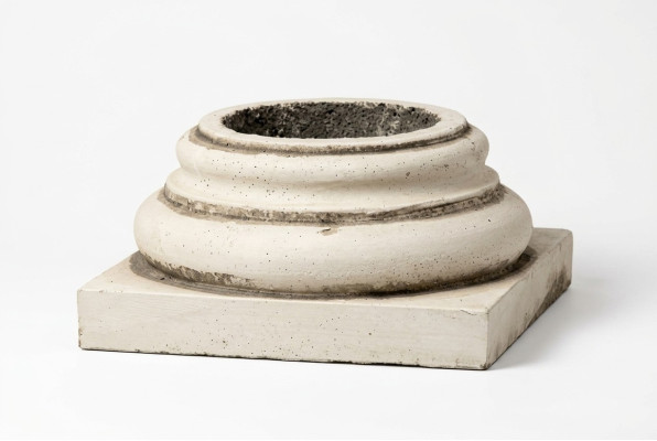 Pedestal for columns column foundation garden white terrace figures stop