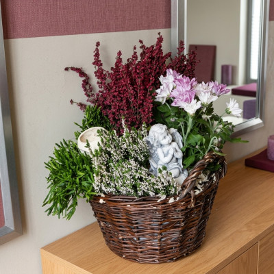 Grave Angel Classic Cross Grave Decoration Tomb Ornament Stone Statue