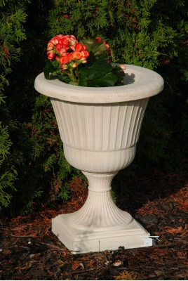 Flower basket, flowers, vase, vessel, garden, terrace, decoration, statue, figures, dahlia.
