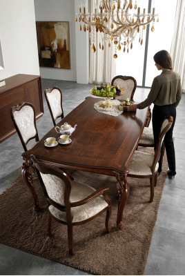 Classic set of 4 designer chairs wood Italian dining room chairs