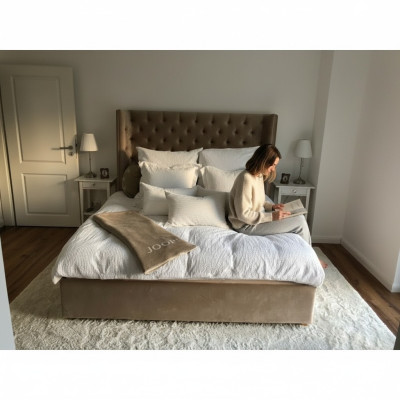 Chesterfield Bed Upholstered Double Hotel Beds Bedroom 140x200cm Brown New