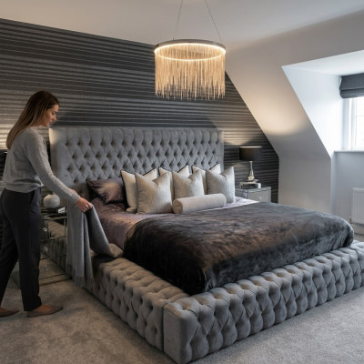 Chesterfield bed luxury bedroom hotel upholstered beds with buttons