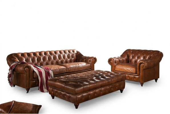 Three-piece sofa set Chesterfield suite English vintage sofa armchair