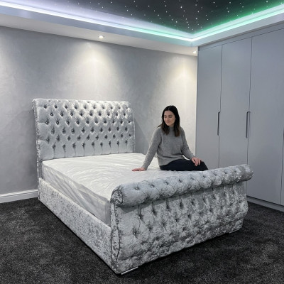 Velvet Chesterfield Design Bed Classic Bed Frame Upholstered Beds New