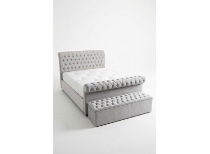 English designer bedroom upholstered beds double bed hotel Chesterfield