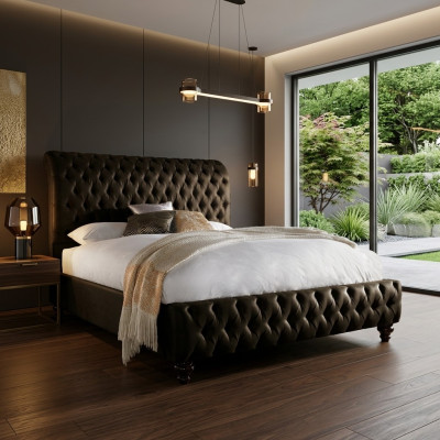 Large Chesterfield Luxury Designer Double Bed Bedroom Beds