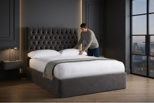 Chesterfield Gray Luxury Velvet Textile Bed Double Design 180x200cm Beds New