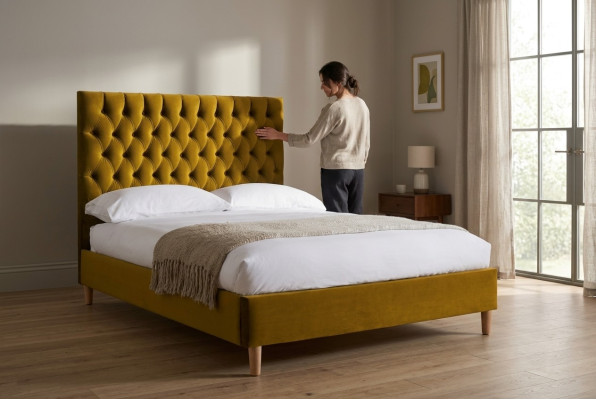 Chesterfield Design Upholstered English 140/160/180x200 Beds Double Bed Yellow