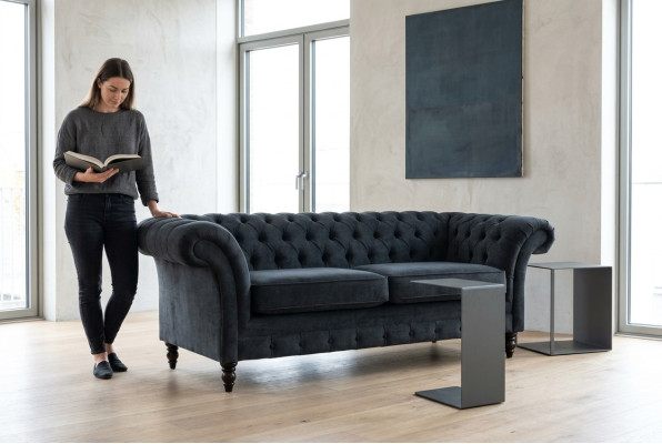Stylish Black Chesterfield Sofa Designer 3-Seater Luxury Couch