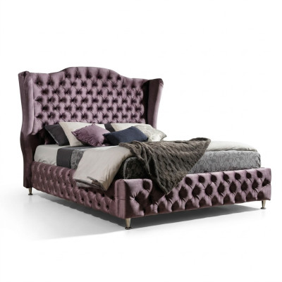 Royal Chesterfield Bed Aubergine Beds Classic Design