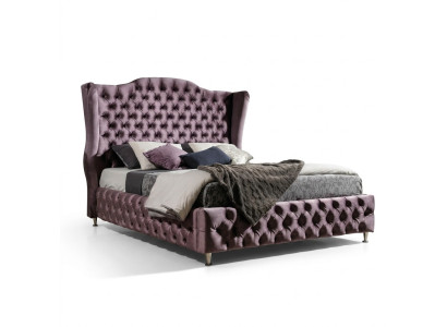 Royal Chesterfield Bed Aubergine Beds Classic Design