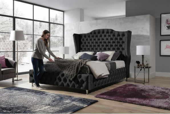 Black bed Chesterfield upholstery double bed luxury bedroom design beds