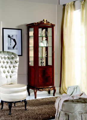 Classic furniture wood brown showcase chic luxury display cabinet Italian furniture